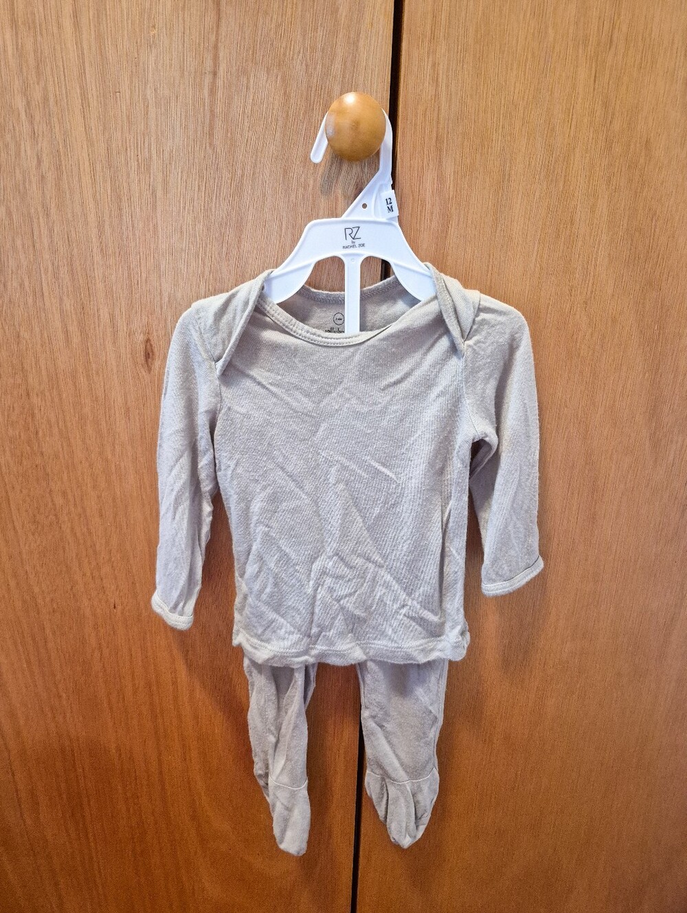 🌼$12 Gray Solly Set